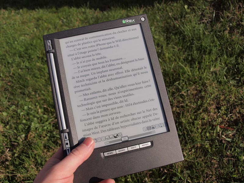 Livre papier vs E-book, qui gagne